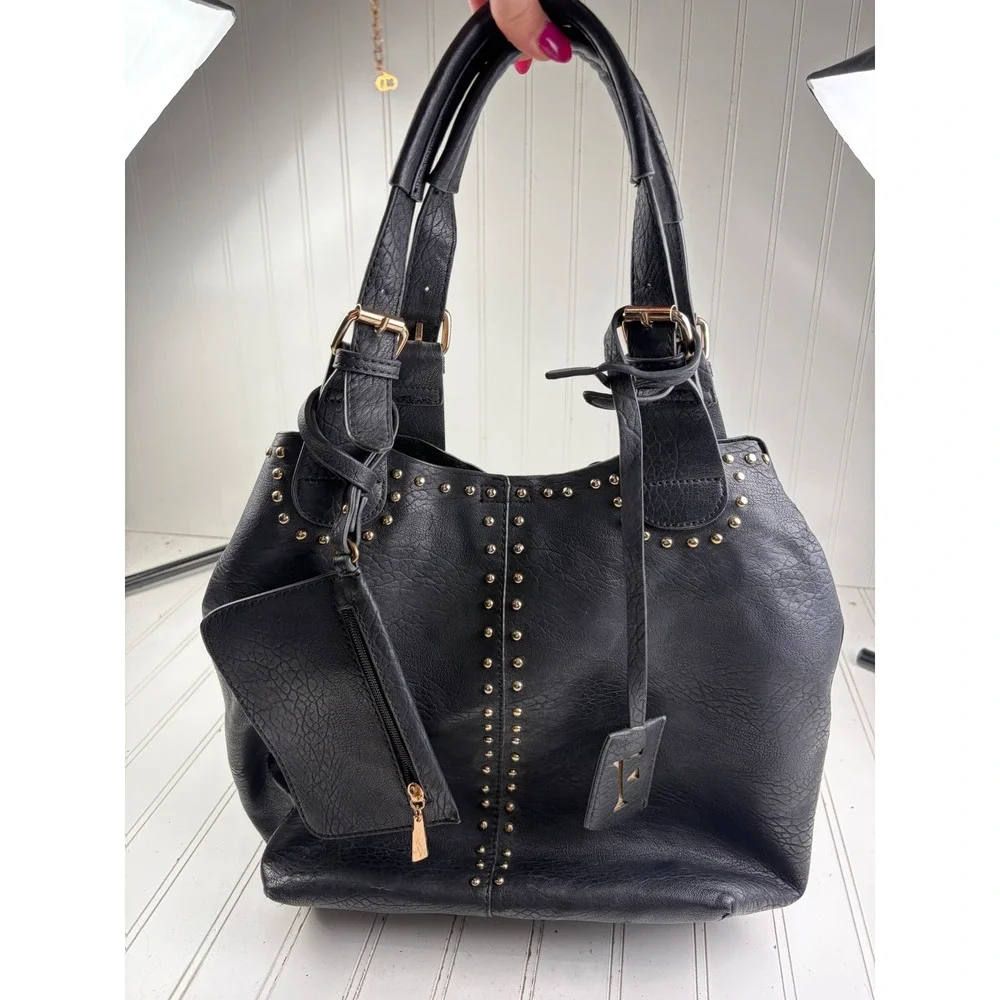 Vintage Y2K Boho Black Leather Studded Slouchy Hobo Chic Shoulder Bag Purse
